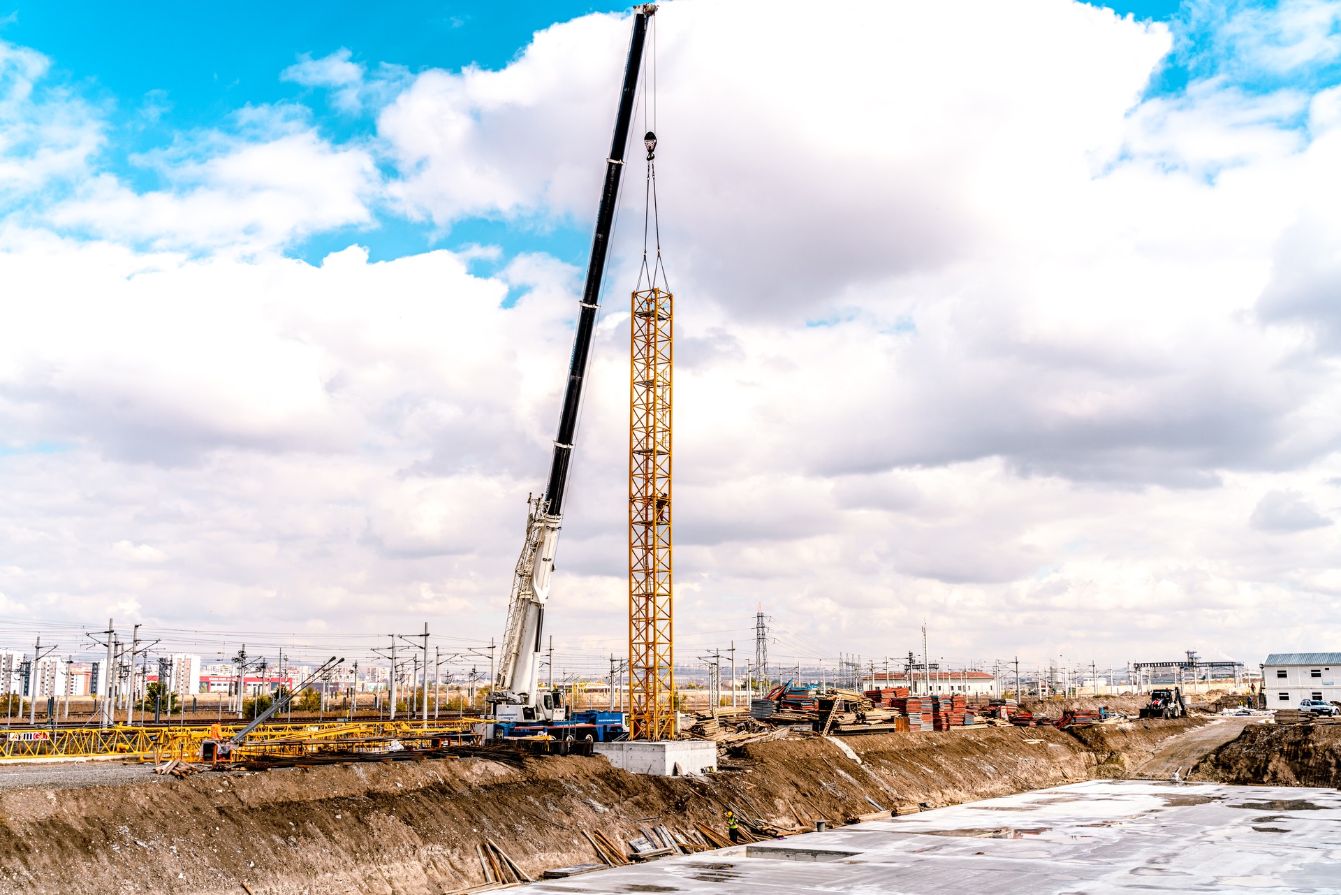 crane erection work for new construction project